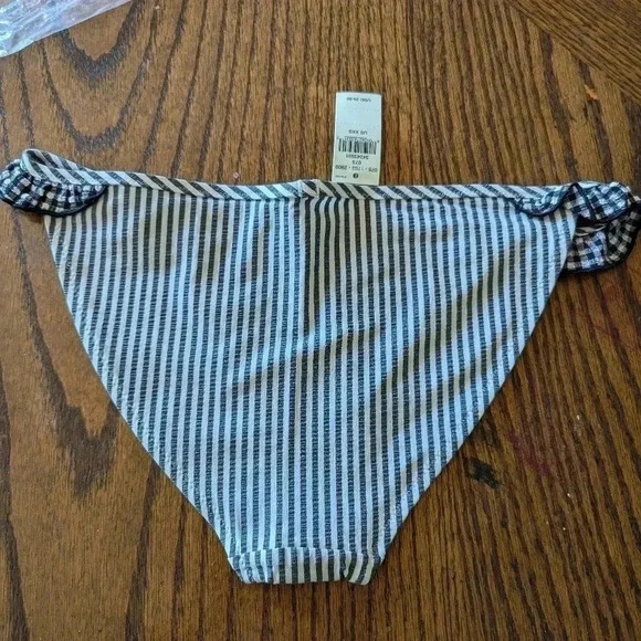 Aerie women's swim bottoms NWT - Picture 3 of 4